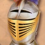 Casco guerrero grabado tamaño natural S XVI