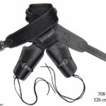 CANANA DE PIEL NEGRA, CON BALAS PARA DOS REVOLVERS