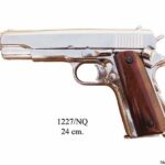 Colt 45 Government,1911, niquel, cachas de madera