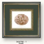 Cuadro moldura artesanal, niños jugando a la pelota.