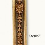 PILASTRAS DE MADERA CON GUIRNALDA