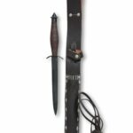 DAGA ESTILETE CON FUNDA DE CUERO COMANDO AMERICANO